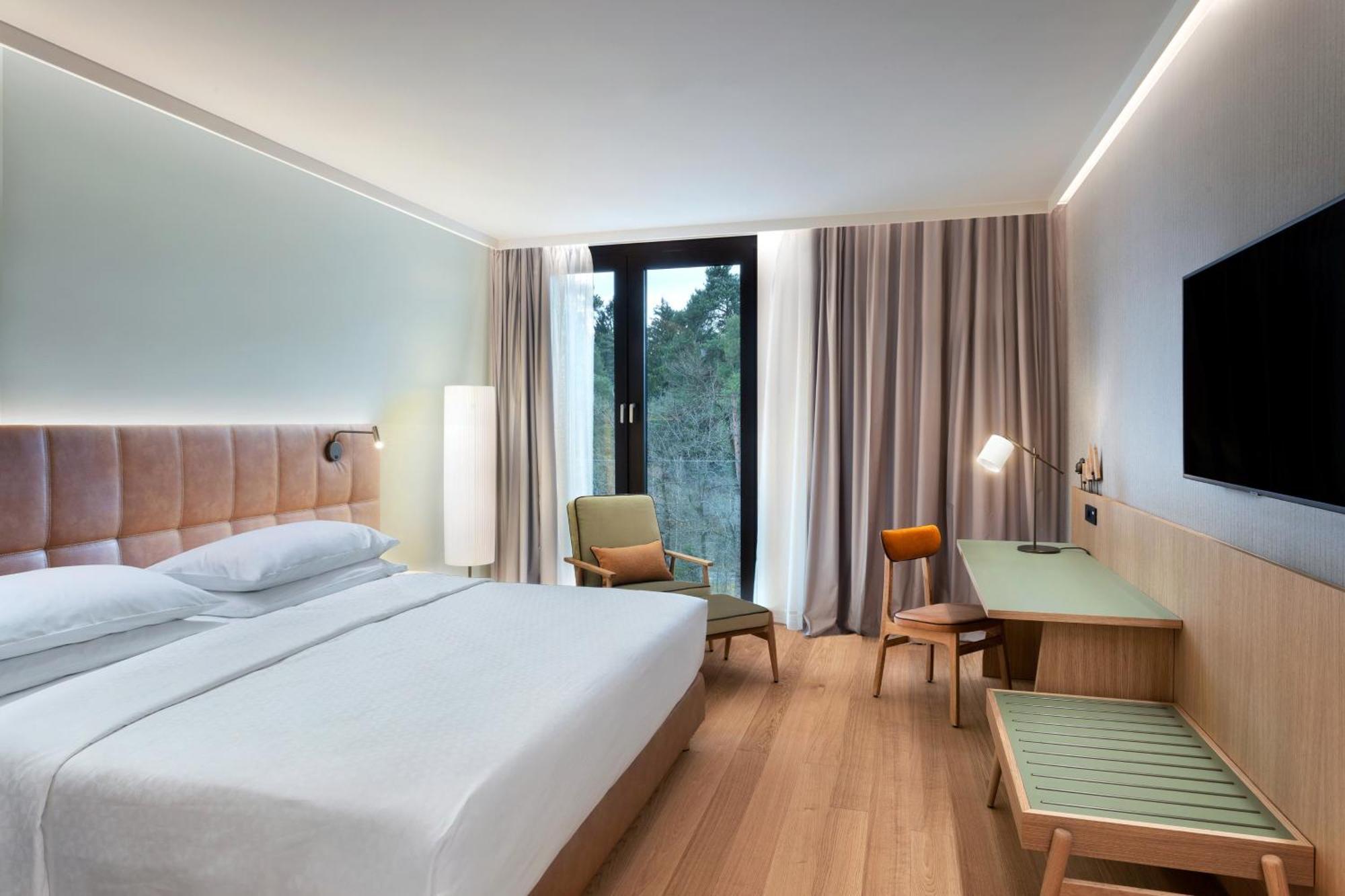 Superior Room Larger Guest room 1 King